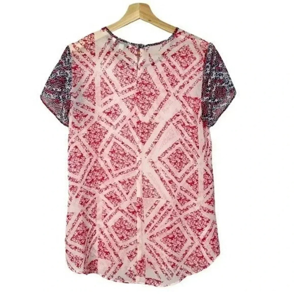 Cabi Coquette Red & Blue Printed Short Sleeve Blouse S #732 - Picture 2 of 4